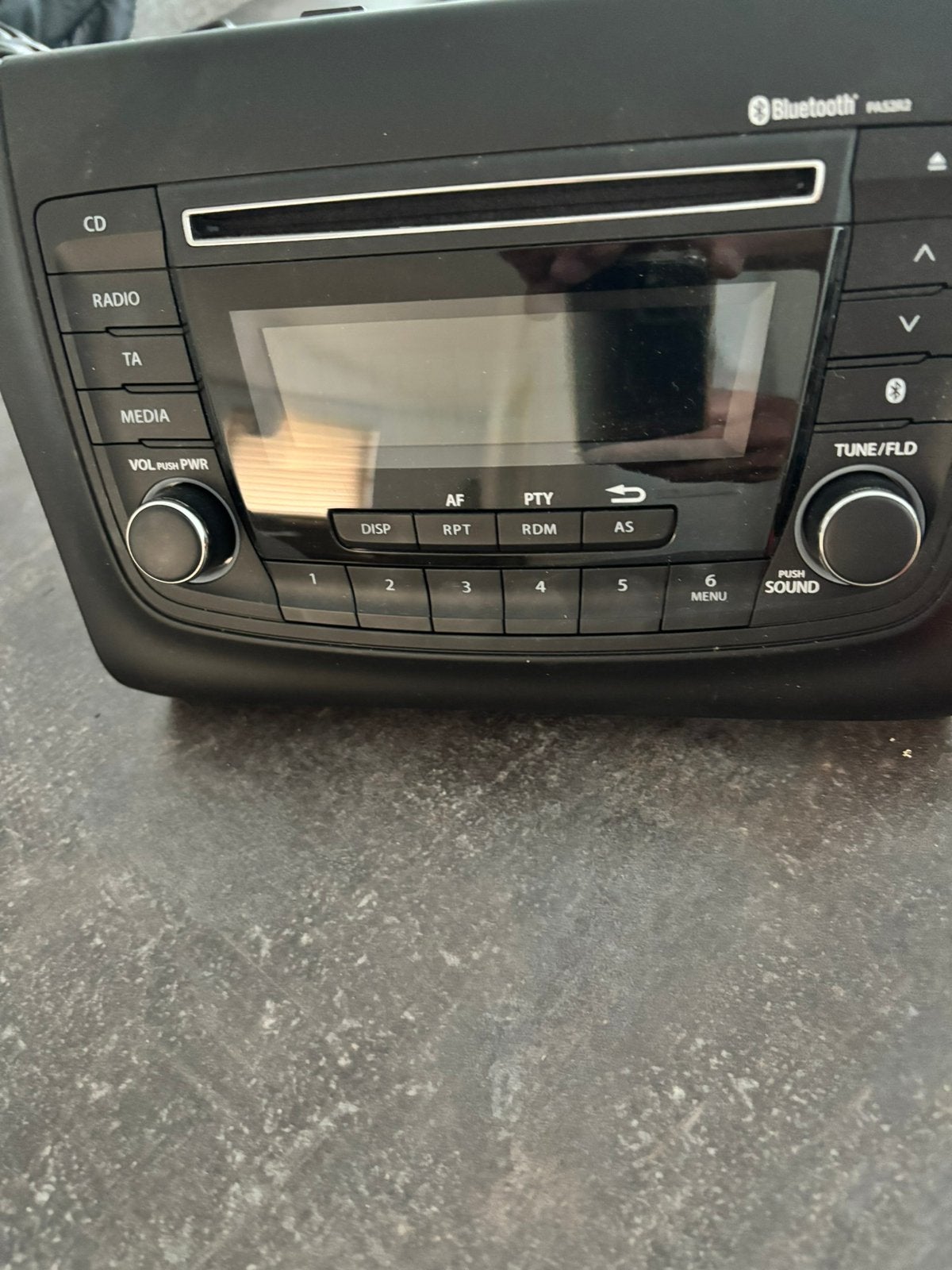 Suzuki Swift origineel autoradio CD speler, Auto diversen, Ophalen of Verzenden, Zo goed als nieuw