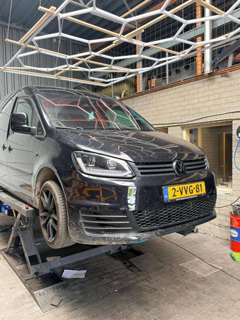 Caddy mk3GP custom voorbumper, Auto-onderdelen, Ophalen, Gebruikt, Bumper, Volkswagen