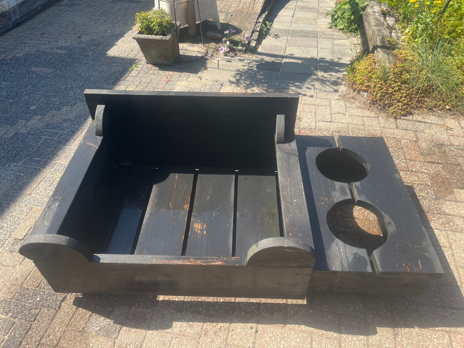 Houten hondenmand zelf gemaakt, Ophalen