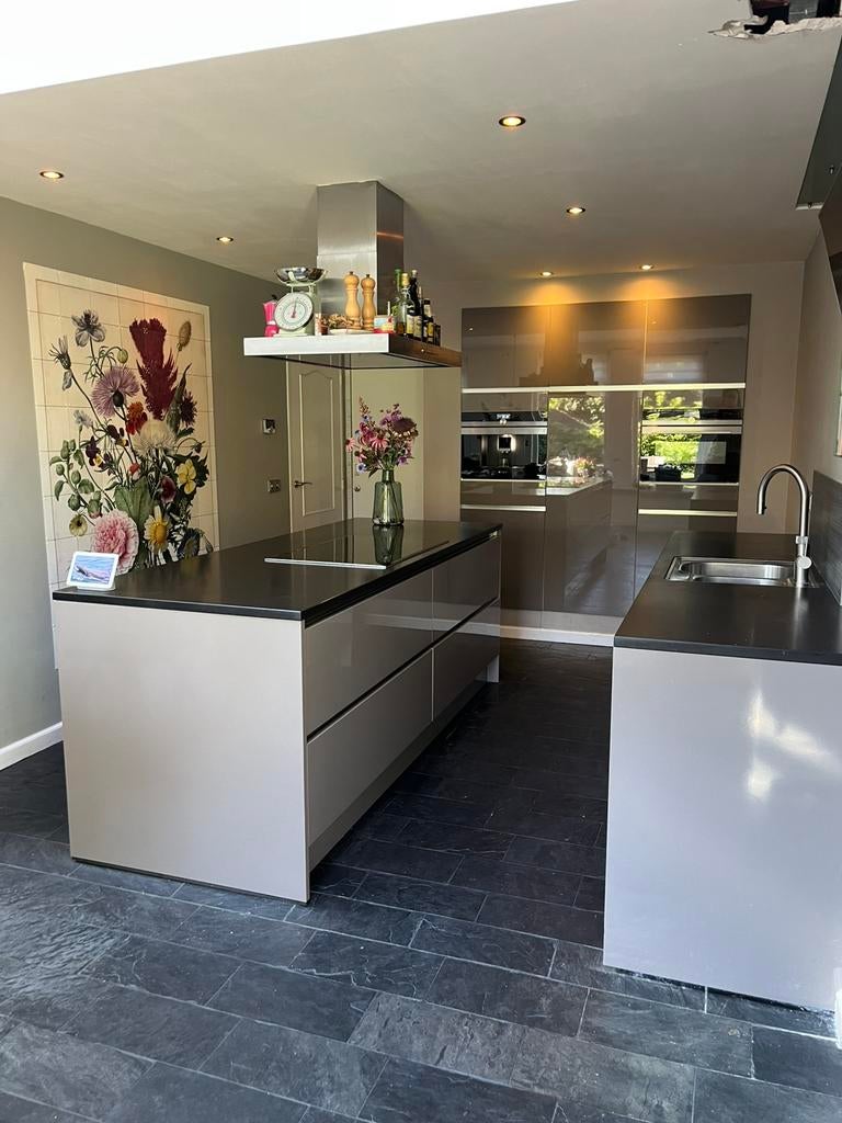 Complete keuken; kookeiland inbouw kastenwand en onderblok, Ophalen, Overige kleuren, Overige typen, Zo goed als nieuw