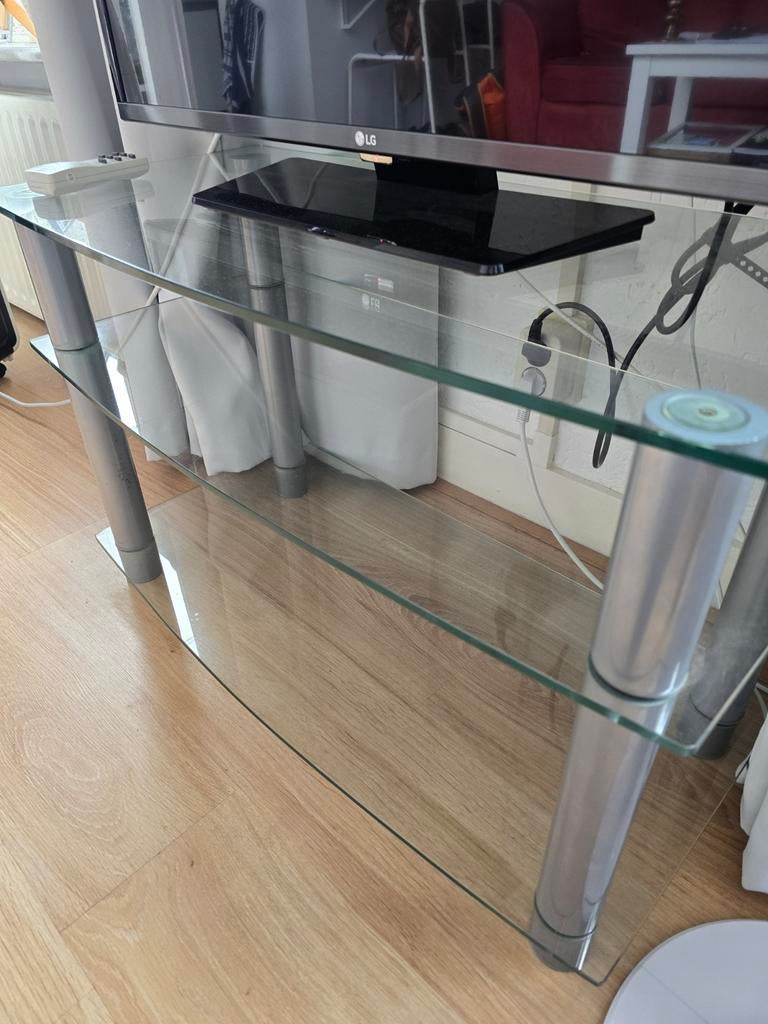 Glazen tv-meubel met metalen poten, Ophalen, Gebruikt, 100 tot 150 cm, Glas