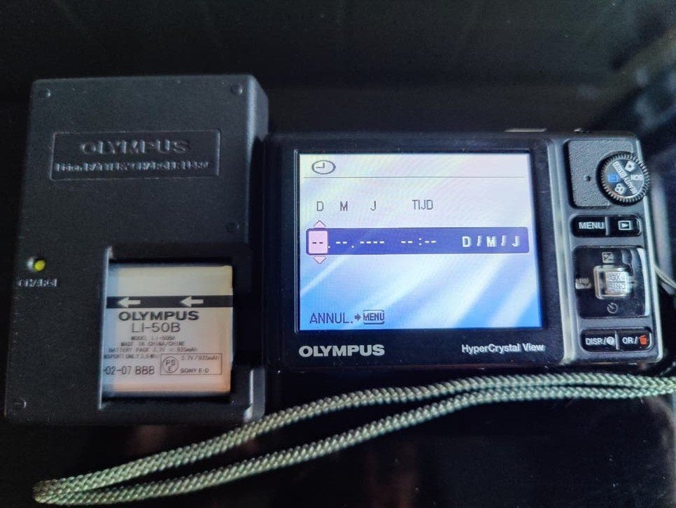 Olympus µ-9000 Compact Camera - 12 Megapixel, 10x Zoom, Geheugenkaart, 12 megapixels, Ophalen of Verzenden, Zo goed als nieuw