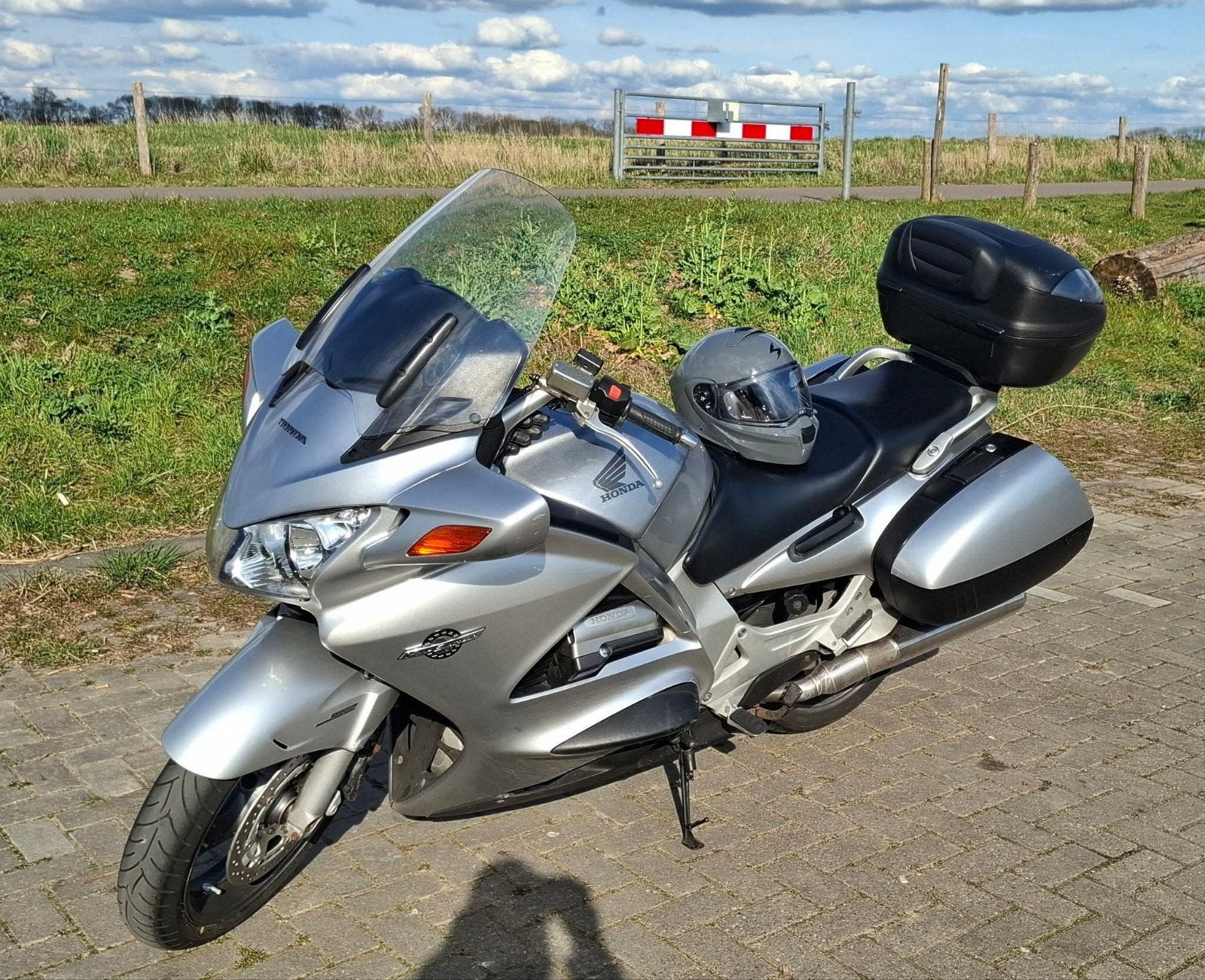 Honda ST1300 Pan European Toermotor, 4 cilinders, Gebruikt, Particulier, Meer dan 35 kW