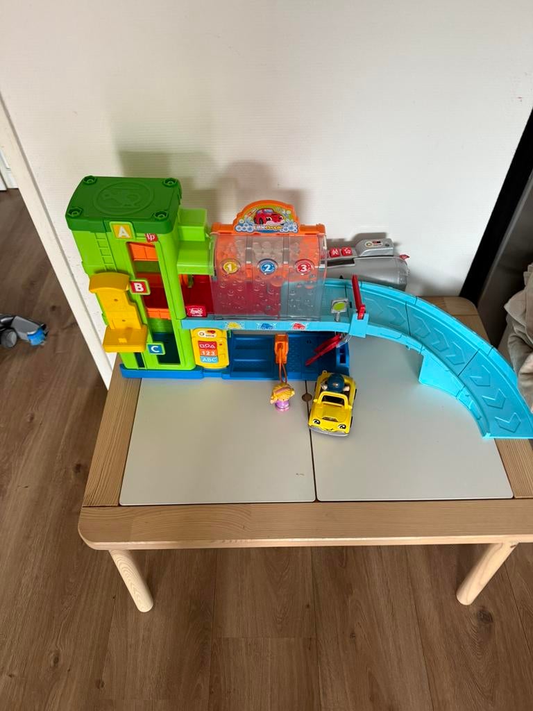 Fisher-Price Little People Light-Up Learning Garage, Ophalen of Verzenden, Zo goed als nieuw, Speelset