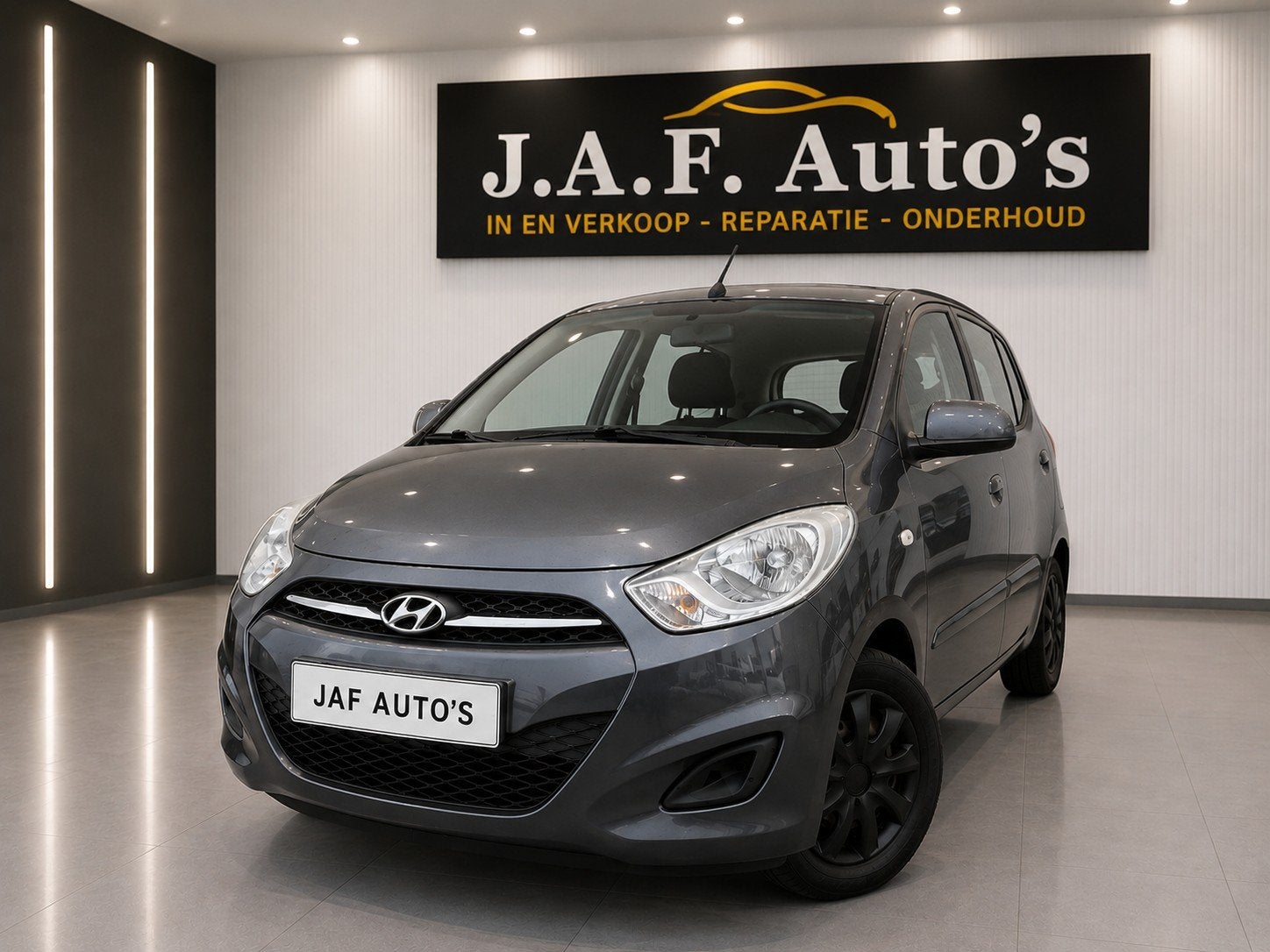 Hyundai i10 1.1 I 5DR 2011 Grijs, Auto's, 4 cilinders, 400 kg, Origineel Nederlands, Handgeschakeld