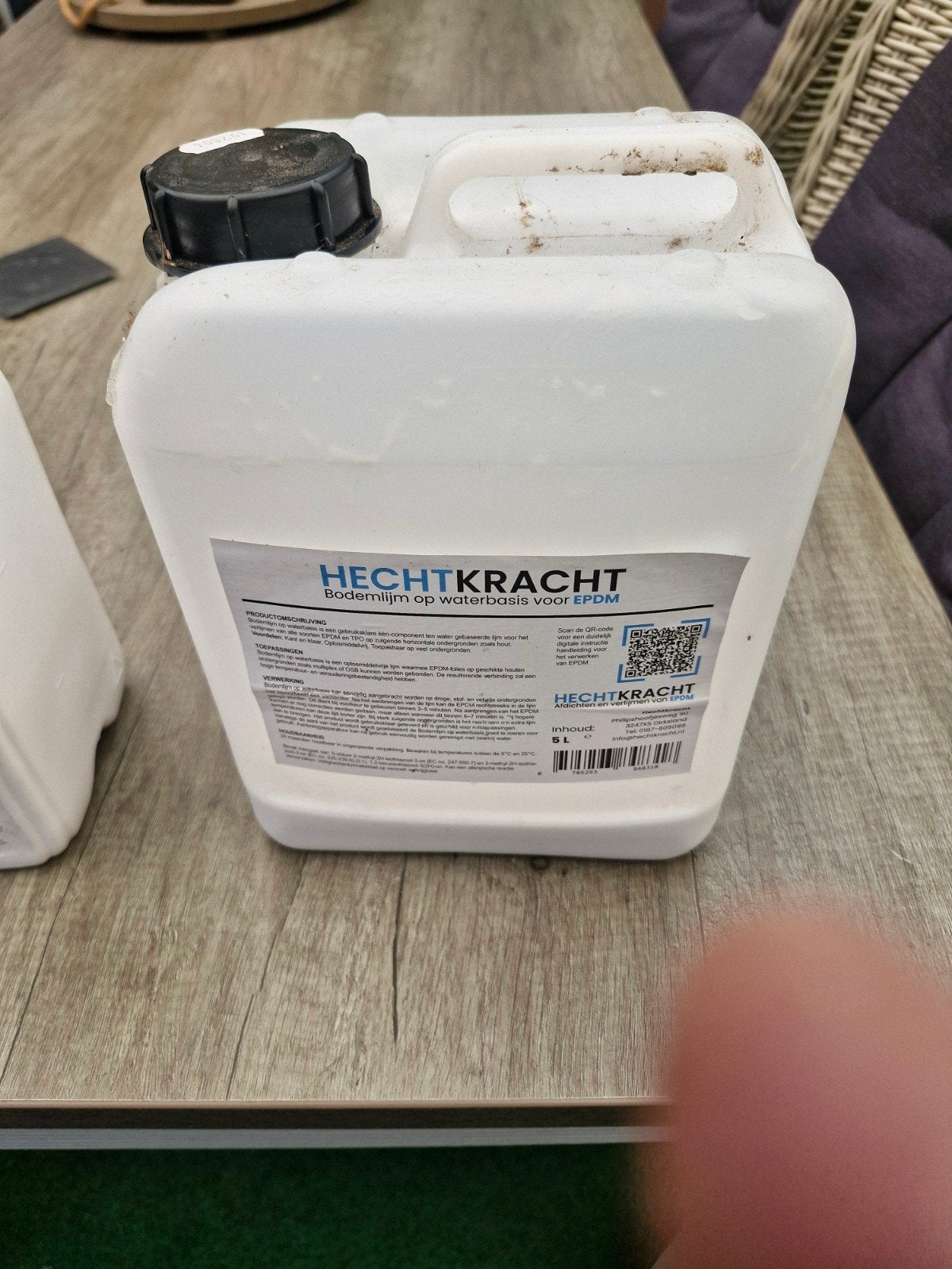 EPDM Bodemlijm op waterbasis - Hechtkracht & Hertalan, Ophalen, Zo goed als nieuw