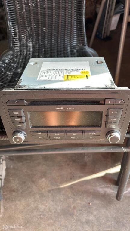 Audi Chorus radio  cd  A3 8P ('03-'12) 8P0 035152E, Audi, Gebruikt, Ophalen of Verzenden