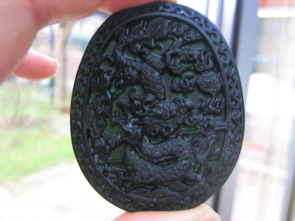 Amulet hanger van chinese jade 819 # Draak, Sieraden, Tassen en Uiterlijk, Kettinghangers, Ophalen of Verzenden, Zo goed als nieuw