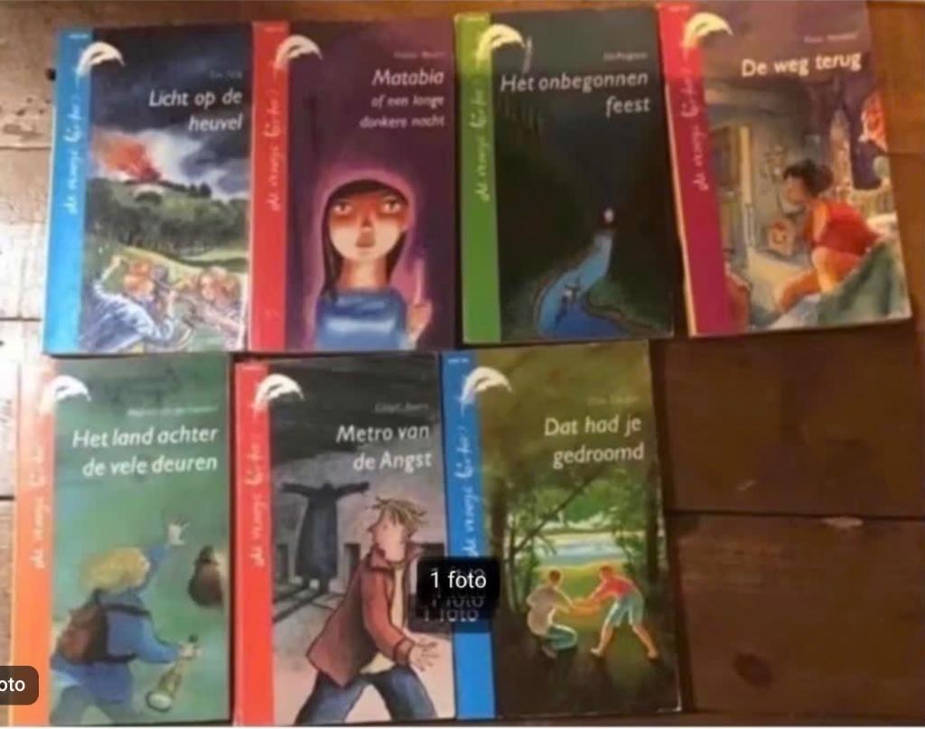 7 delen van de Vroege Lijsters, Boeken, Ophalen of Verzenden, Zo goed als nieuw, Fictie algemeen