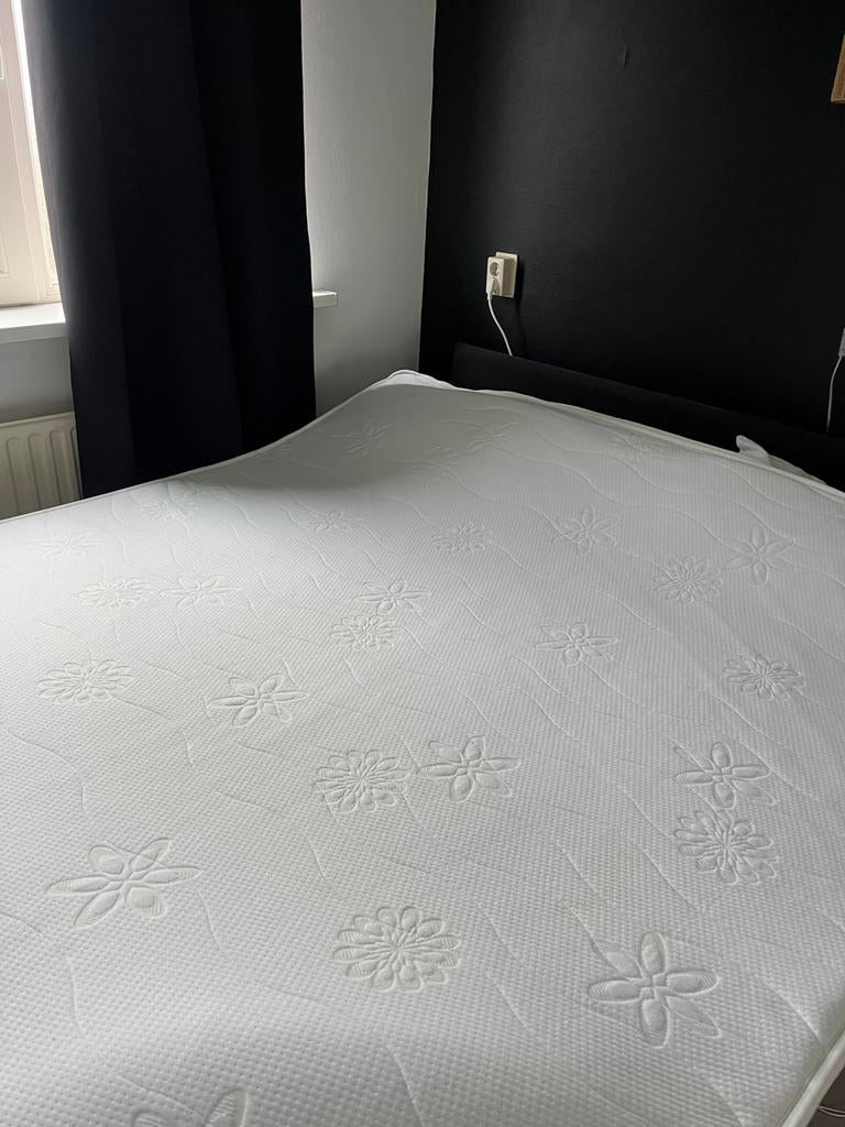 Matrastopper met bloemmotief L200x180B, Ophalen, Gebruikt, Tweepersoons, 180 cm