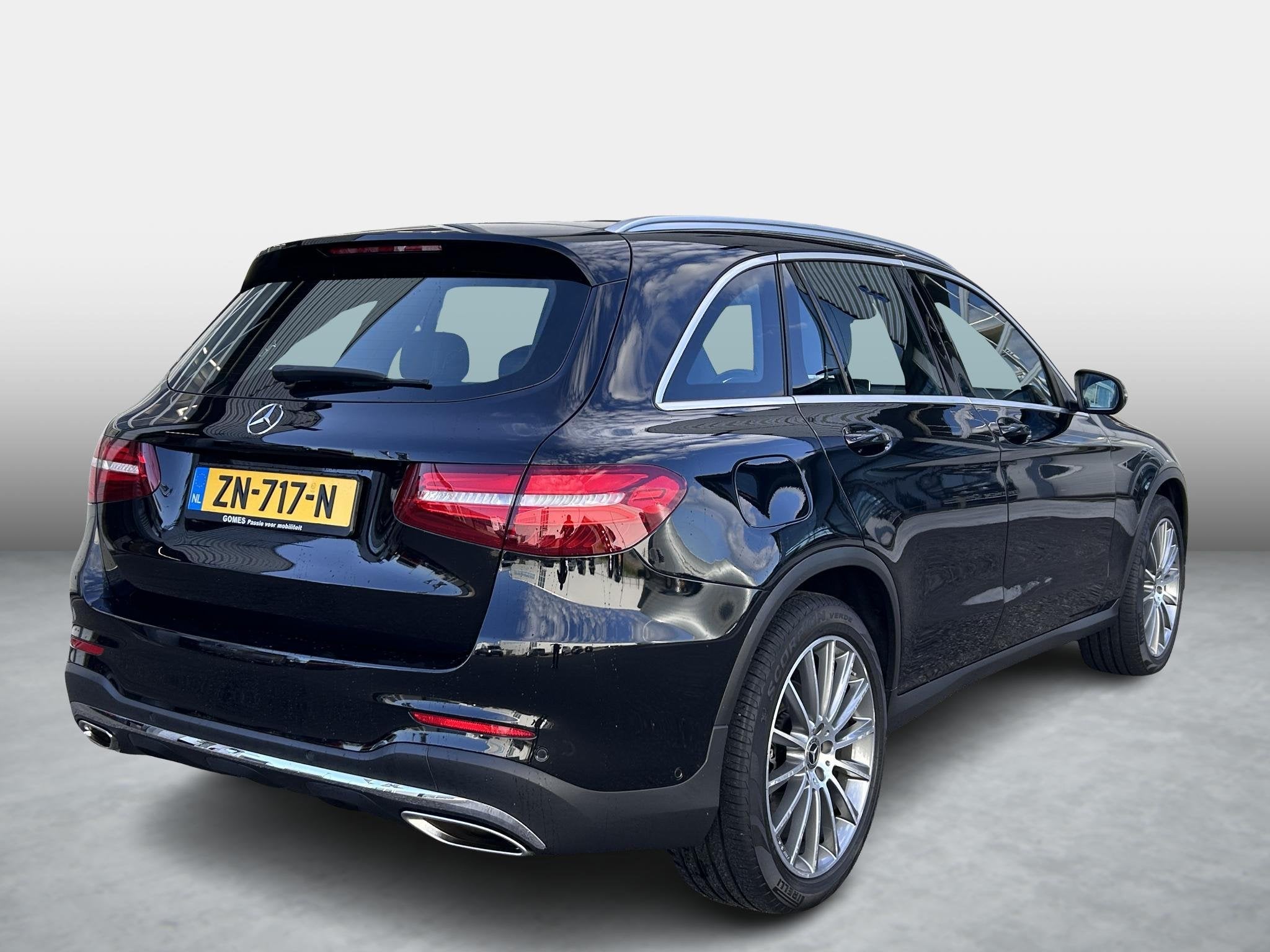 Mercedes-Benz GLC-klasse 250 4MATIC Sport Edition Premium |, 12 maanden, Gebruikt, 4 cilinders, Leder en Stof