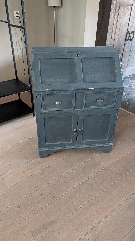 Gratis Secretaire opknapper, Ophalen, Gebruikt