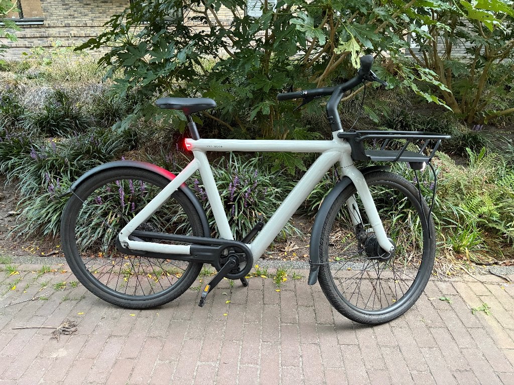VanMoof S5 – Gray – 4,9k km – 32 km/h – garantie mei 2027