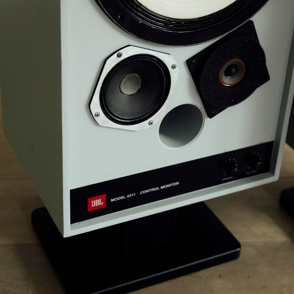 JBL 4311 Studio Monitor Speakers - Volledig Gerenoveerd, Audio, Tv en Foto, Luidsprekers, Ophalen, JBL, Refurbished, 120 watt of meer
