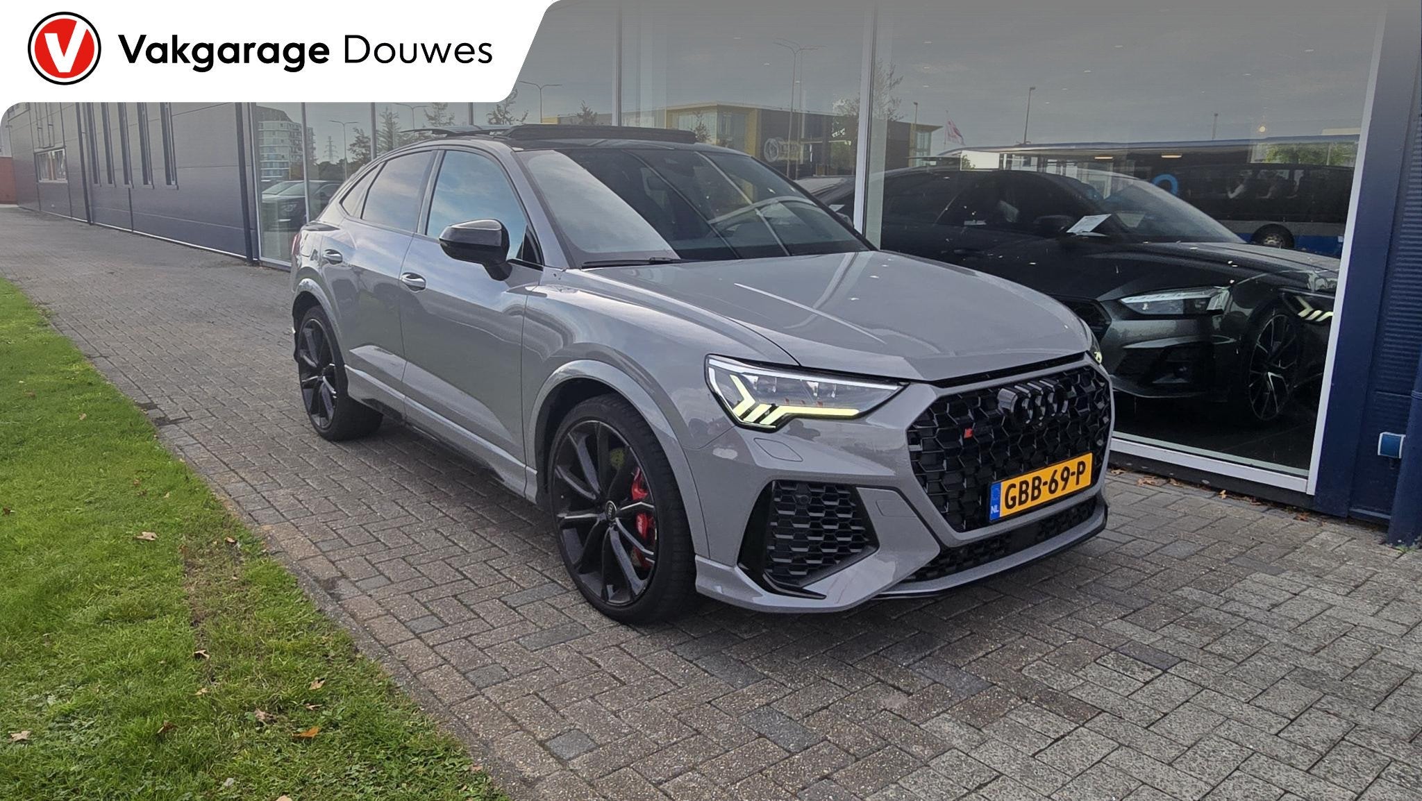 Audi RSQ 3 TFSI RS |Pano |BTW |Bang&Olufsen|RS-Seats, Auto's, Automaat, Gebruikt, 1675 kg, Adaptive Cruise Control