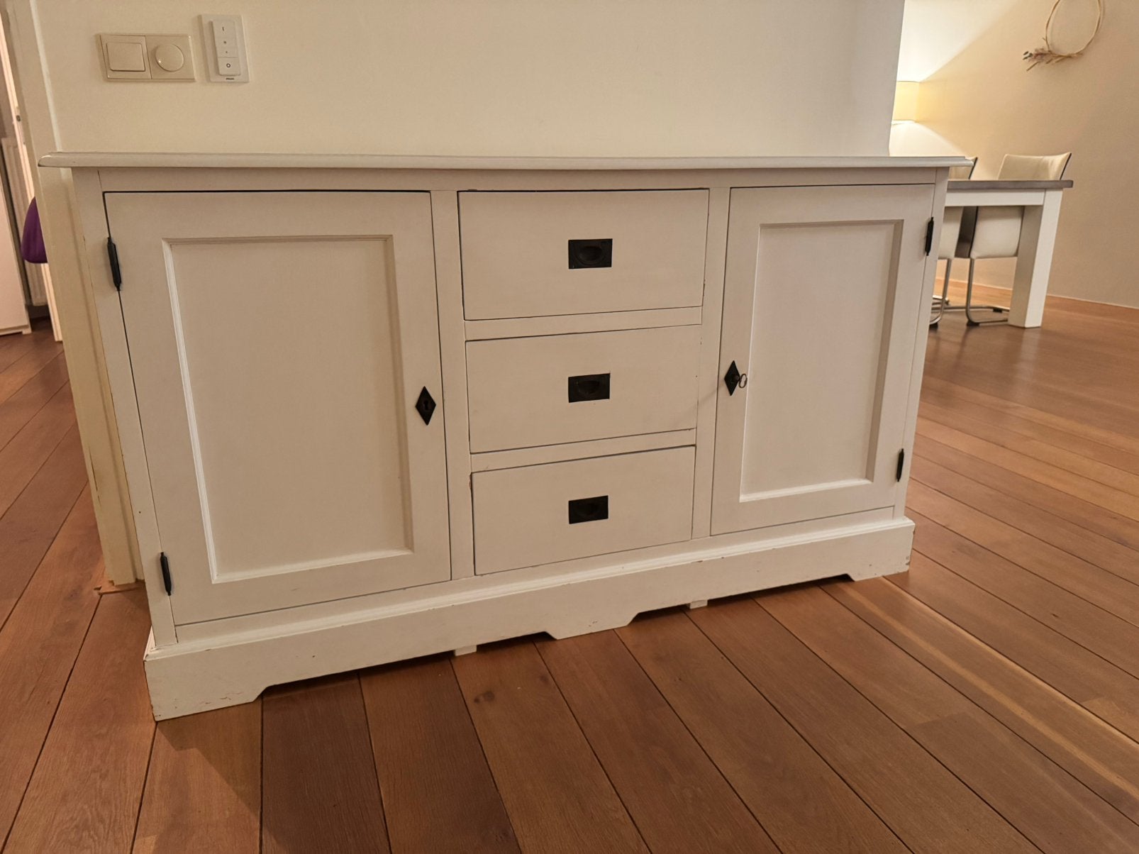 Wit dressoir landelijke stijl, Ophalen, Gebruikt, Landelijk, 25 tot 50 cm
