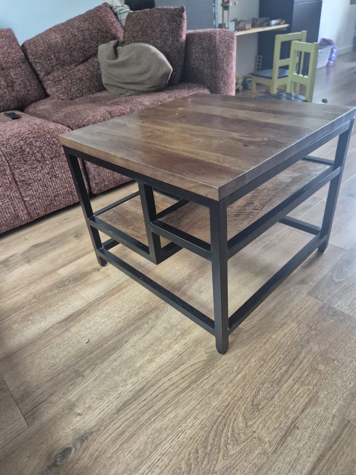 Salontafel met metalen frame en houten blad, Huis en Inrichting, Tafels | Salontafels, Gebruikt, 50 tot 100 cm, Vierkant, 50 tot 100 cm
