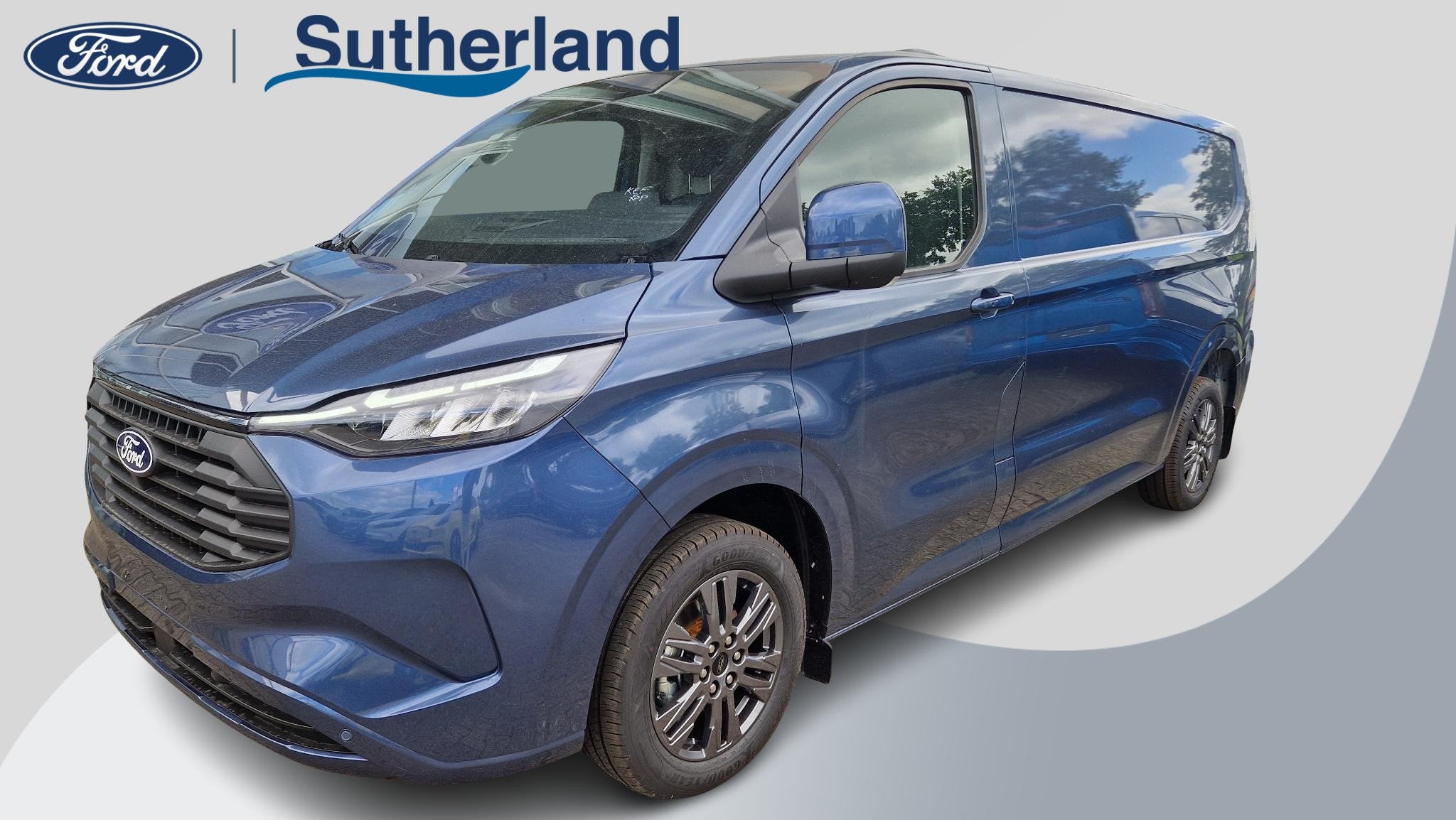 Ford Transit Custom 320 2.5 PHEV L2H1 Limited | 233pk | Driv, Auto's, Bestelauto's, Gebruikt, Euro 6, 4 cilinders, Blauw