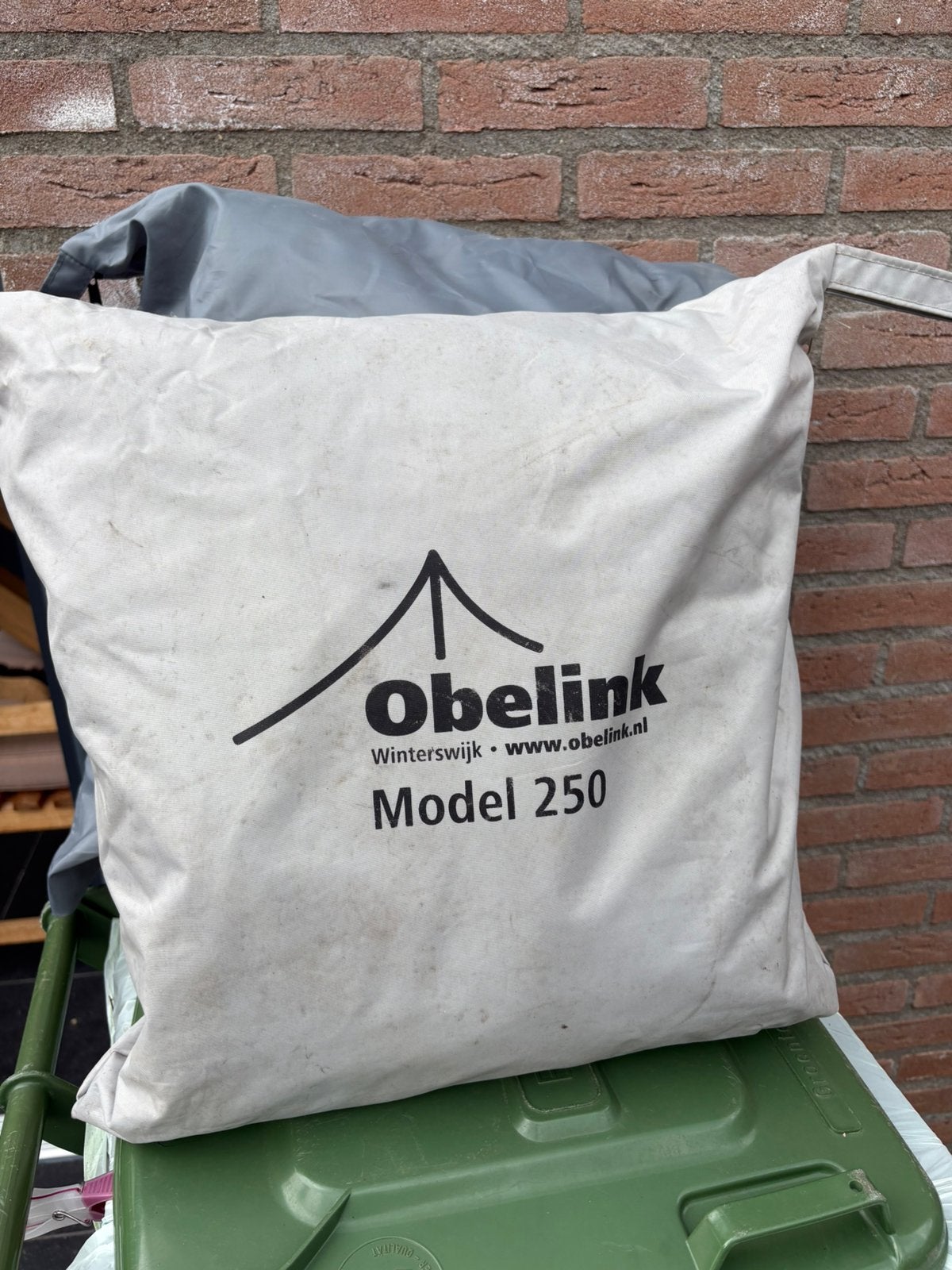 Luifel zijwand. 1 keer gebruikt., Ophalen, Zo goed als nieuw