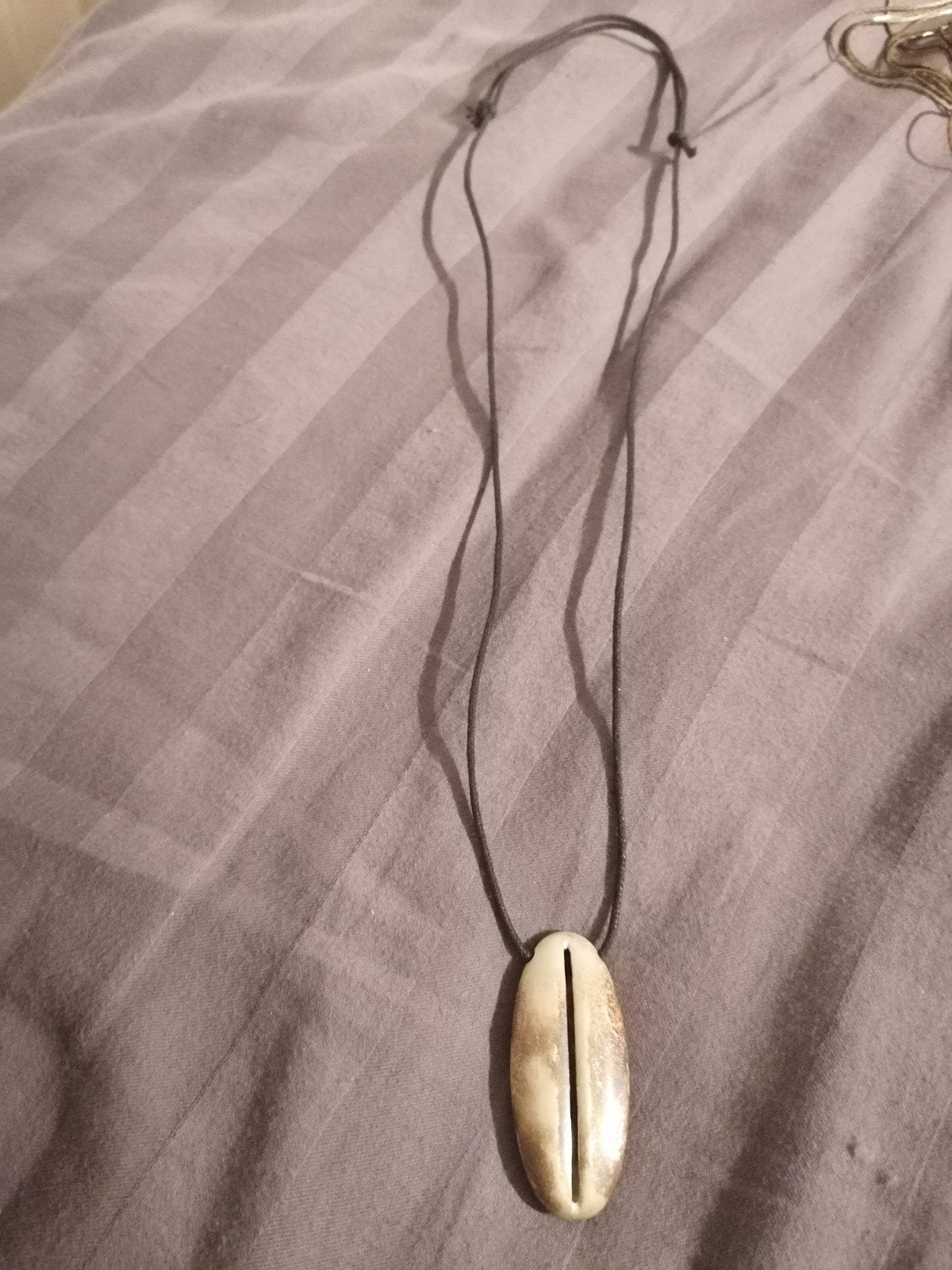 Unieke hanger ketting met natuursteen, Sieraden, Tassen en Uiterlijk, Kettingen, Beige, Ophalen of Verzenden, Steen of Mineraal