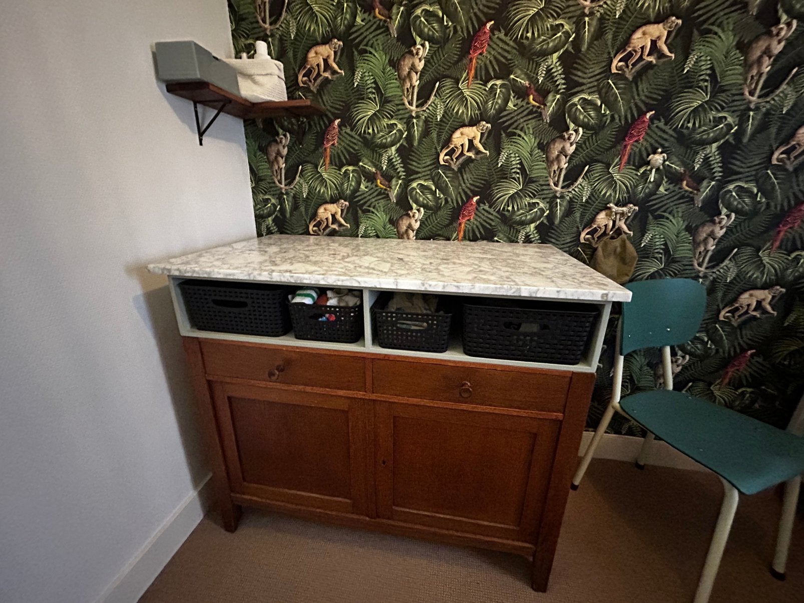 Vintage Commode met marmer blad, Ophalen, Gebruikt, 25 tot 50 cm, 100 tot 150 cm