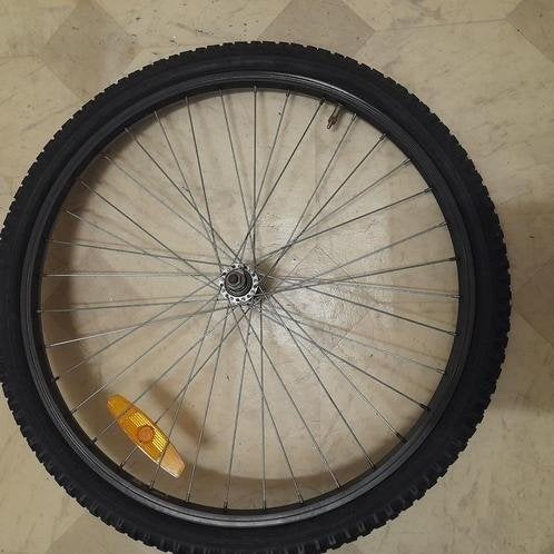 24 Inch VoorWiel Binnen en Buitenband Banden maat 24 x 1.95, Ophalen of Verzenden, Gebruikt, Wiel