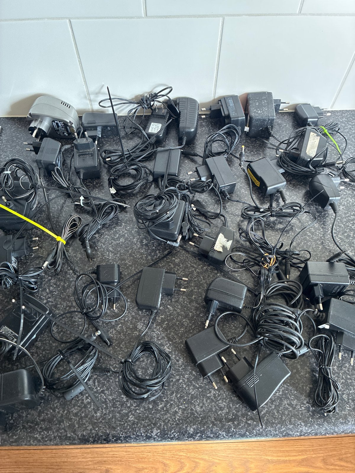 Partij van 27 diverse adapters, ongetest, Ophalen of Verzenden, Gebruikt