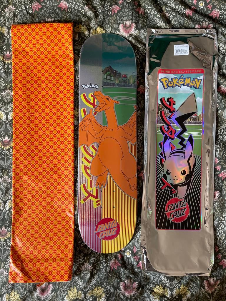 Santa Cruz Pokémon Skateboard Deck - Charizard, Ophalen, Zo goed als nieuw, Skateboard