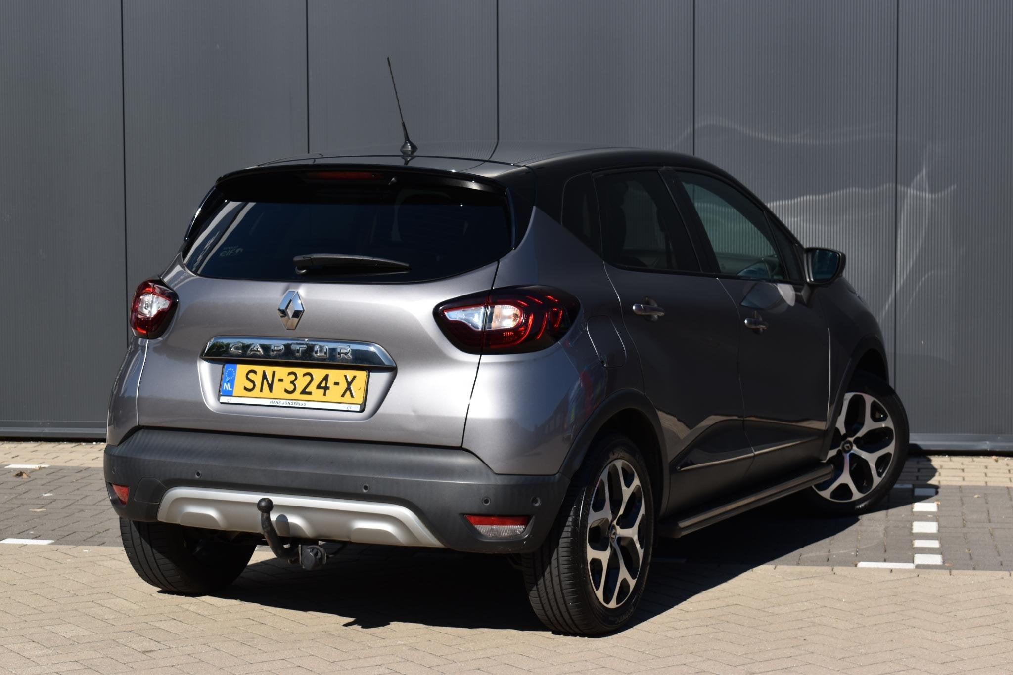 Foto 3 van Renault Captur TCe Intens | DEALER ONDERH. | TREKHAAK | CAME
