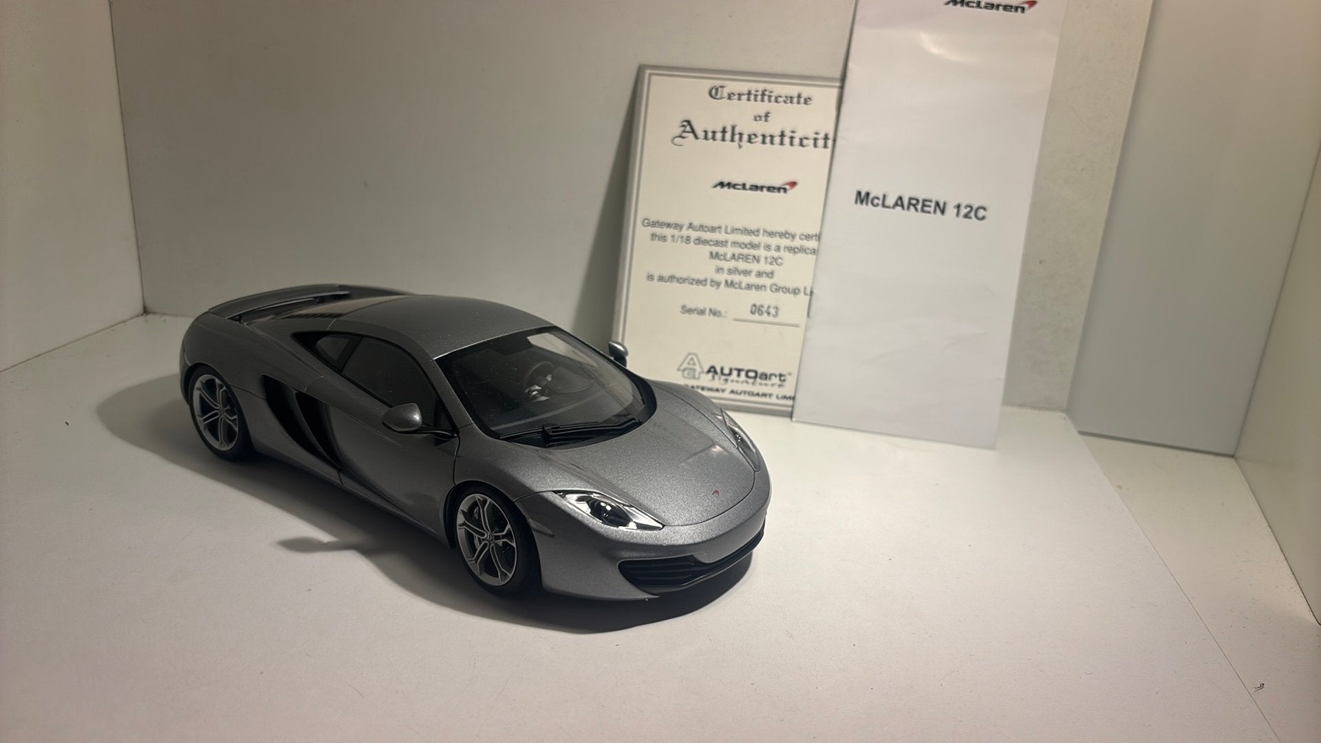 McLaren 12c grey autoart 1.18, Ophalen of Verzenden, Autoart, A, A