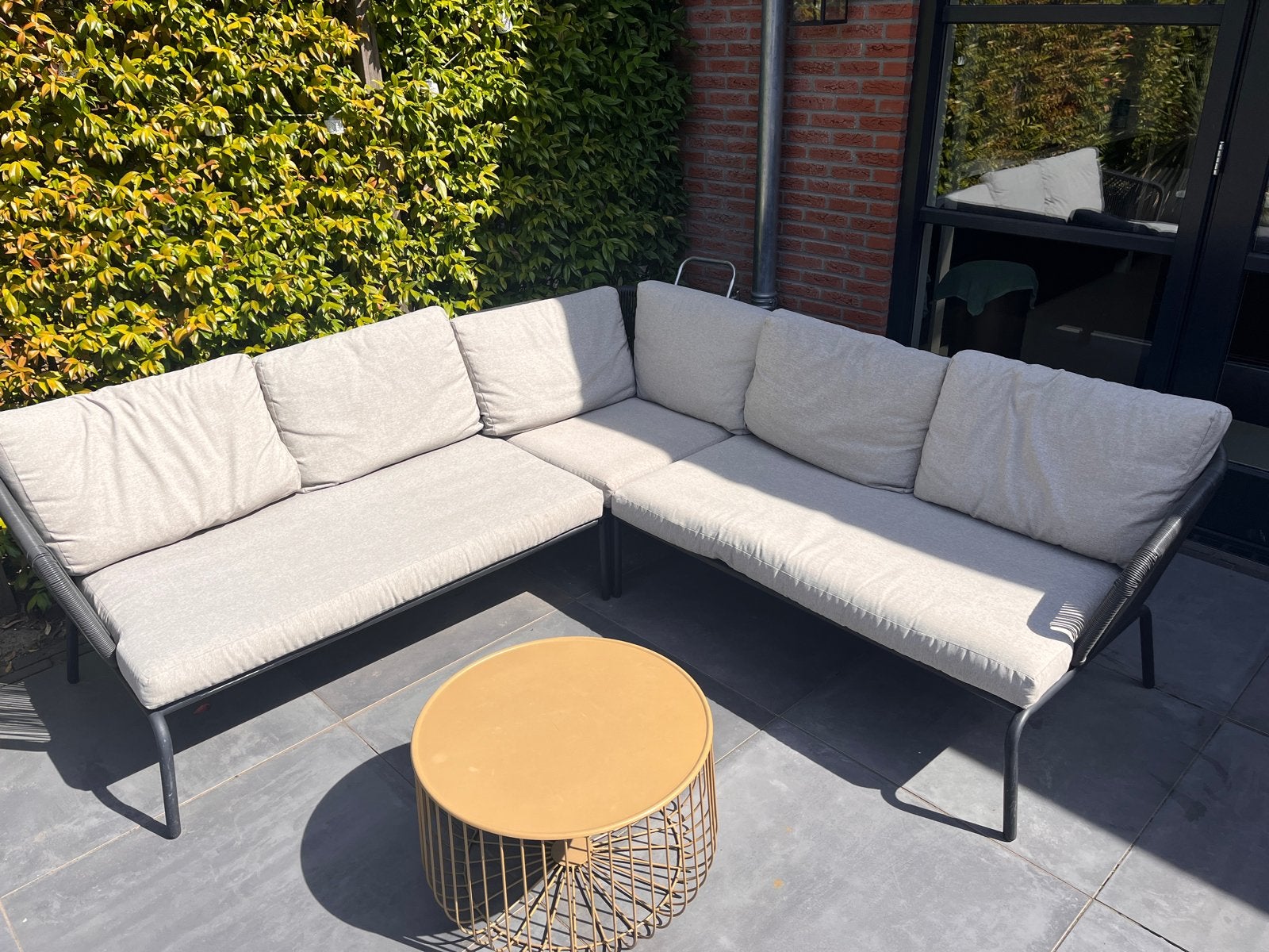 Moderne loungeset | zwart meubel | beige kussens, Ophalen, 5 zitplaatsen, Gebruikt, Loungeset
