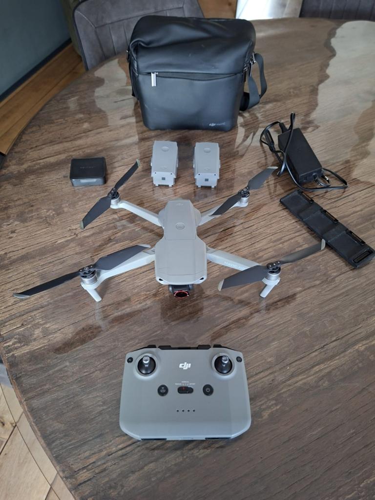 DJI Mavic Air 2 Fly More Combo - Zo goed als nieuw, Ophalen of Verzenden