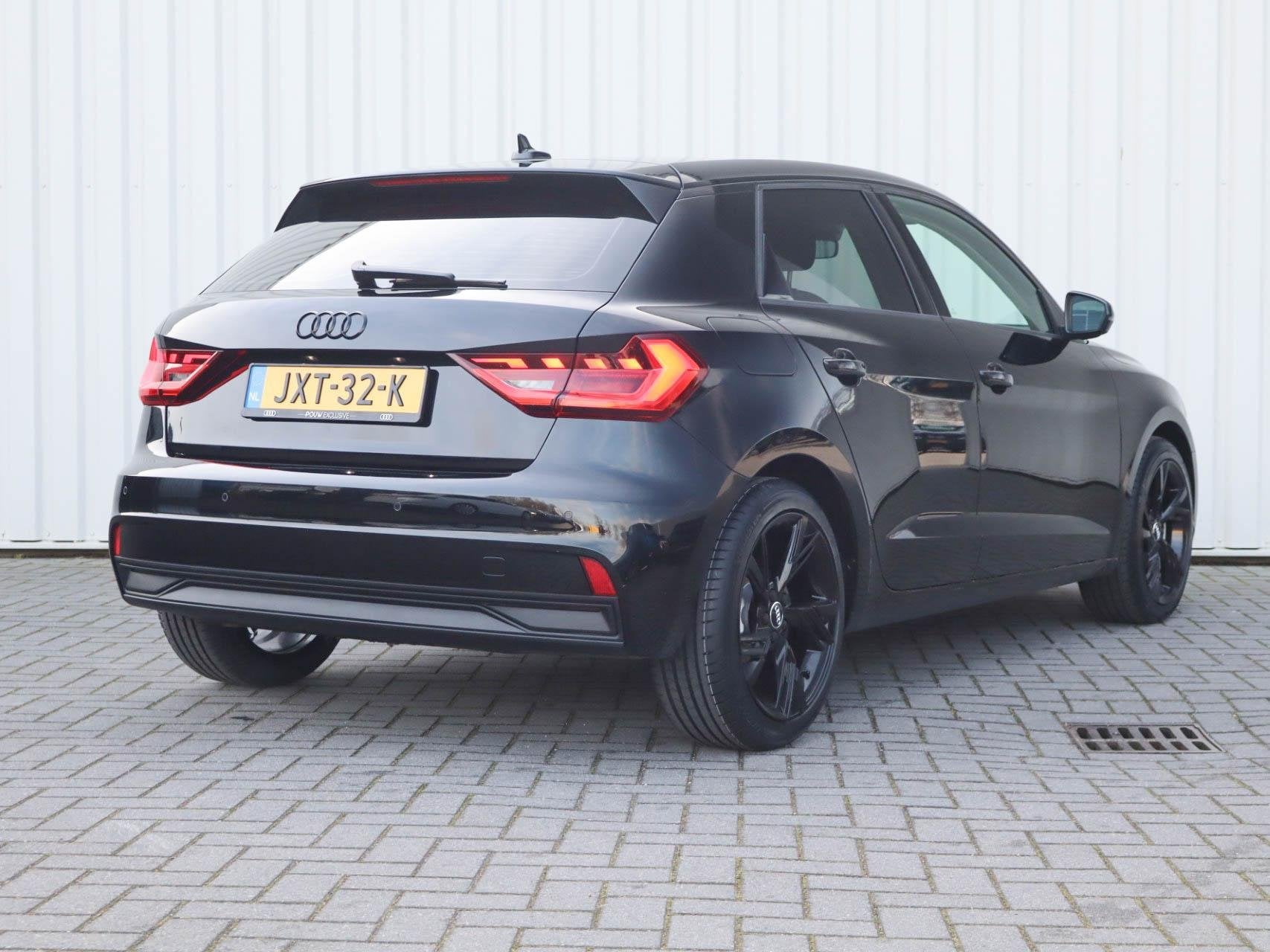 Audi A1 Sportback 30 TFSI 115pk S-tronic Pro Line | Stoelver, Auto's, Audi, Stof, 116 pk, Zwart, Bedrijf