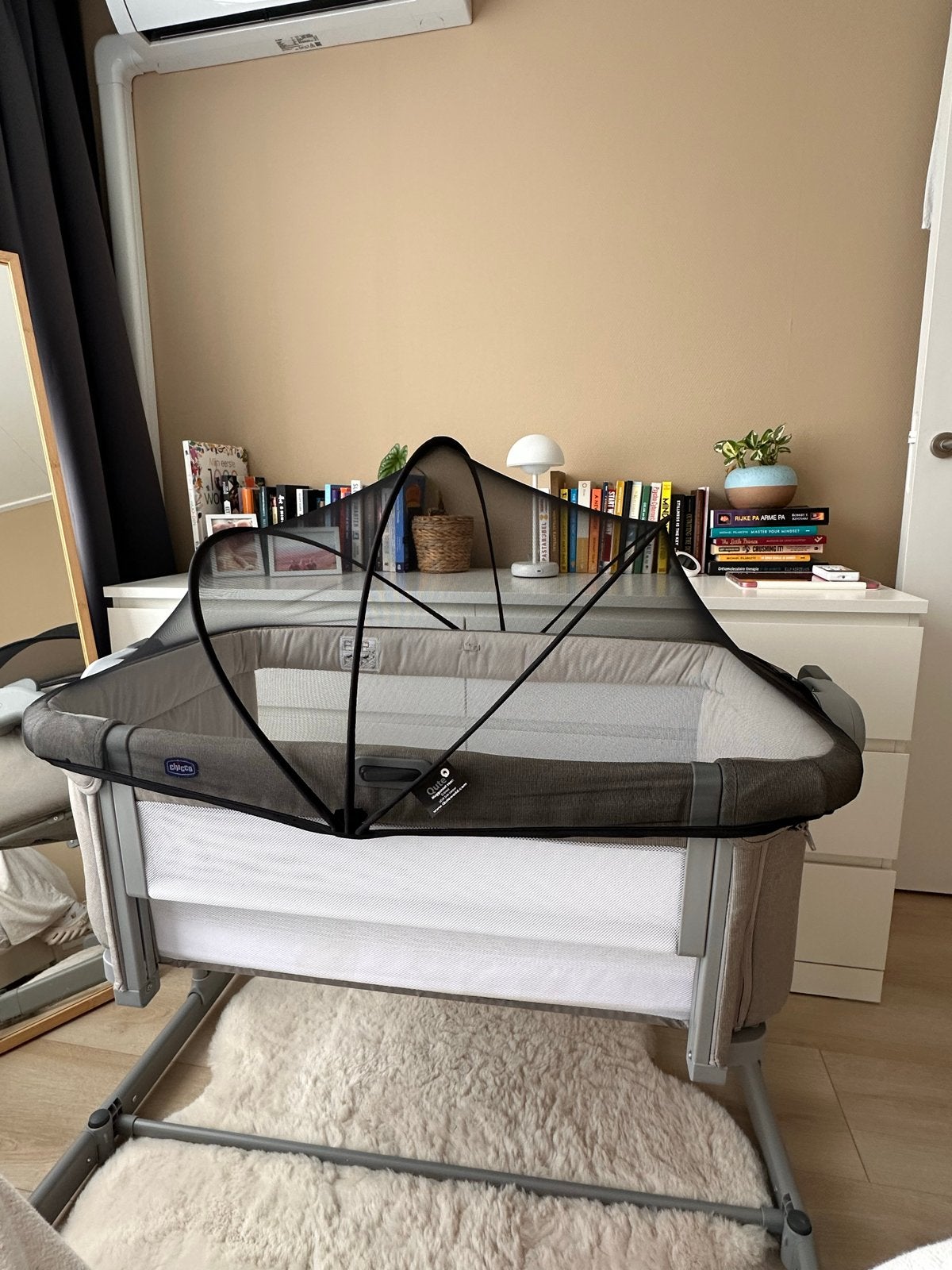 Chicco Next2Me Magic Evo Co-sleeper met muggennet, Kinderen en Baby's, Babywiegjes en Ledikanten, Ophalen, Zo goed als nieuw, Wieg