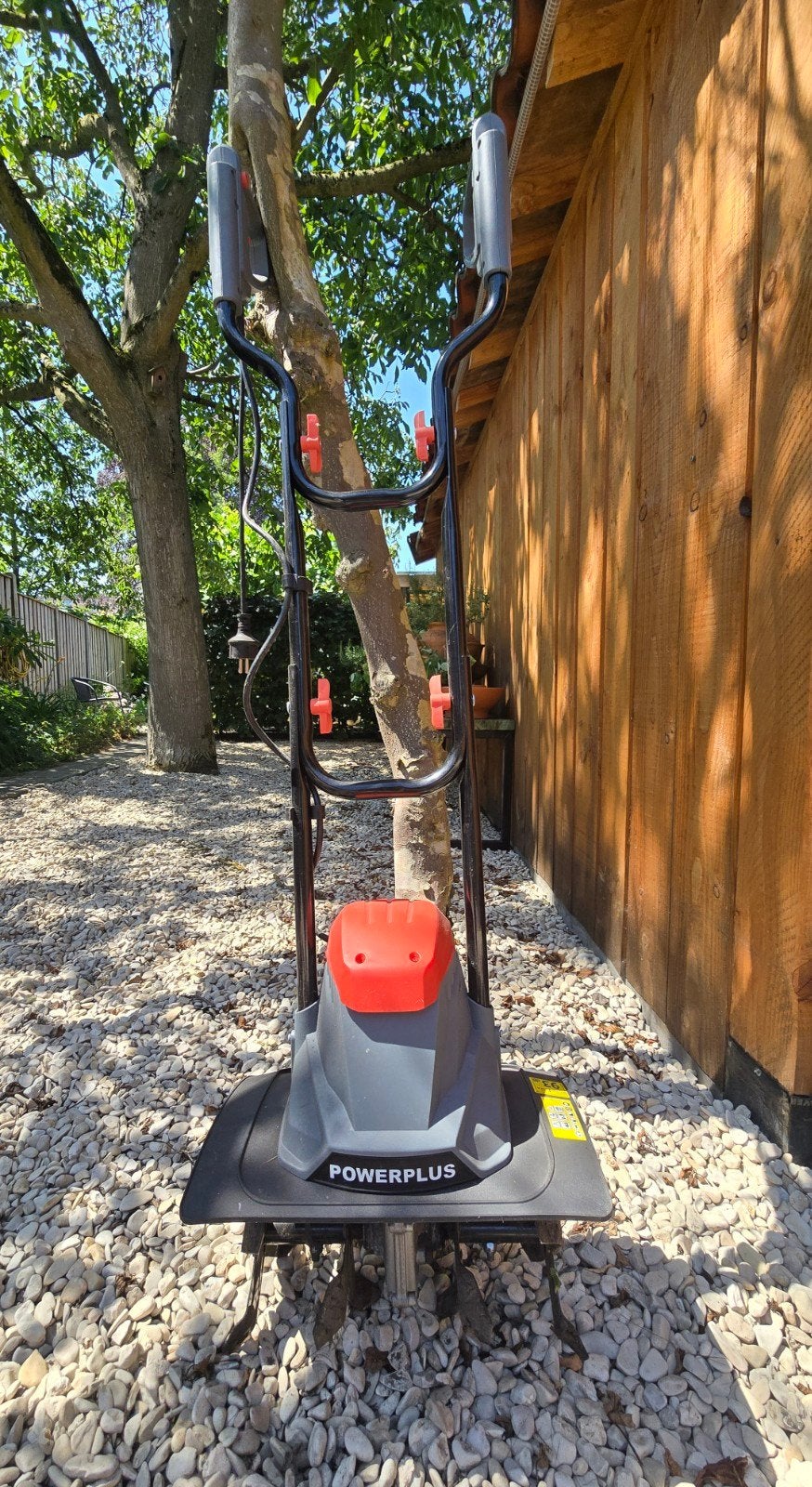 Tuinfrees, Ophalen, Zo goed als nieuw, Powerplus