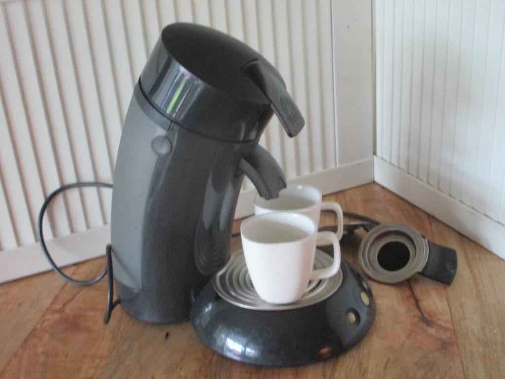 Senseo Koffiezetter,v.a 25,00e, Gebruikt, Koffiemachine, Ophalen of Verzenden, Koffiepads en cups