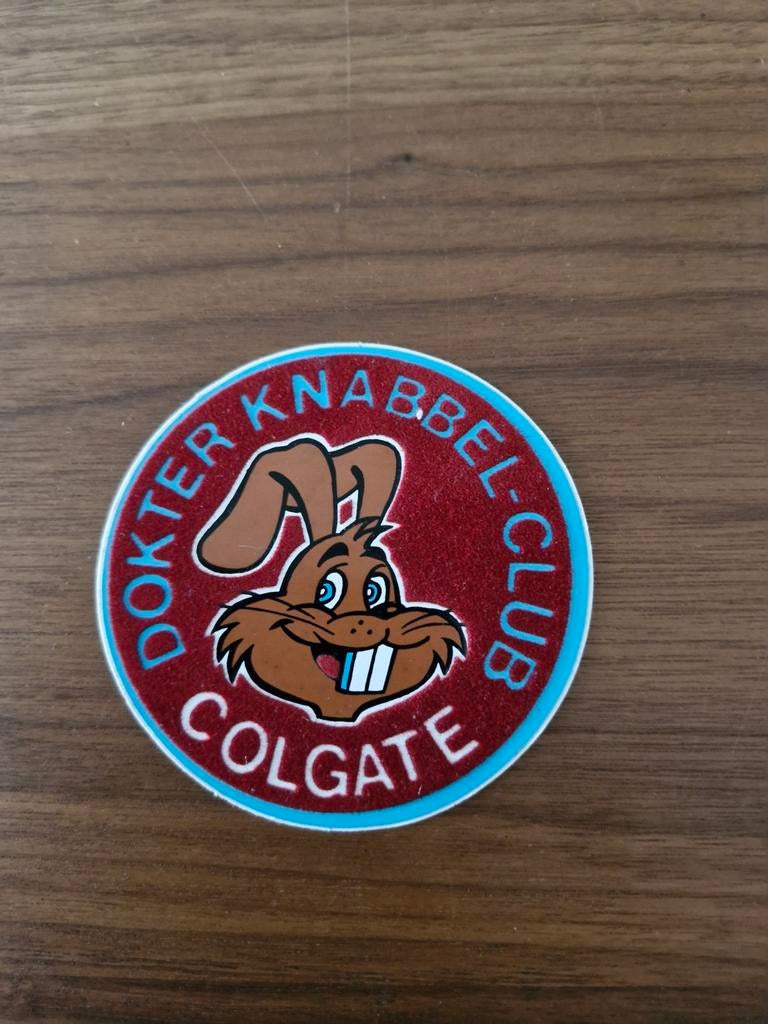 6648 Vintage Dokter Knabbel-Club Colgate sticker, Ophalen of Verzenden, Gebruikt, Merk