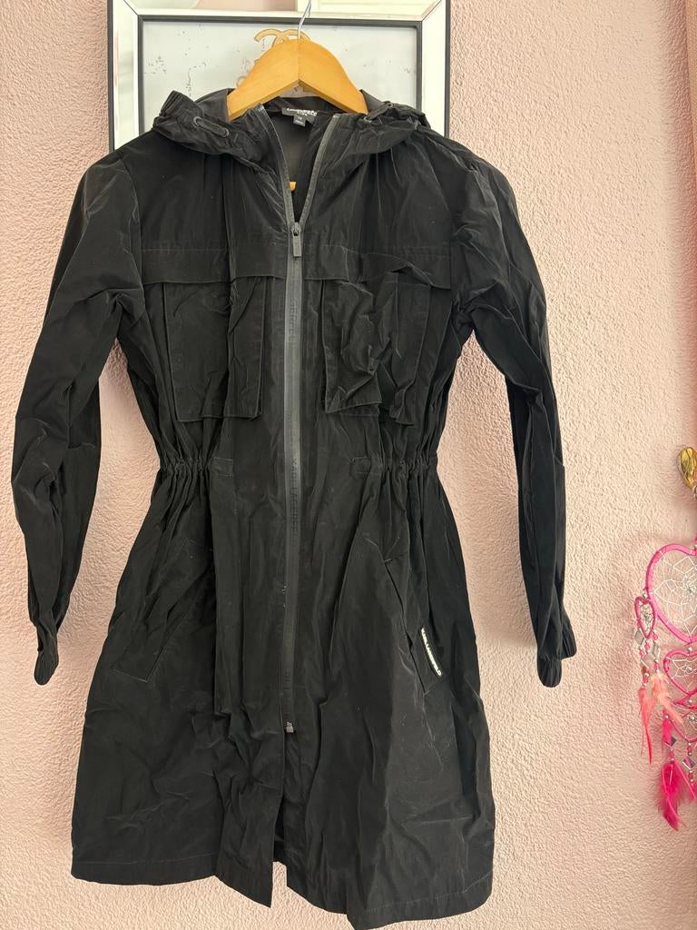 Karl Lagerfeld Kids Zwarte Jas Maat 12 (150cm), Ophalen of Verzenden, Zo goed als nieuw, Jongen of Meisje, Jas