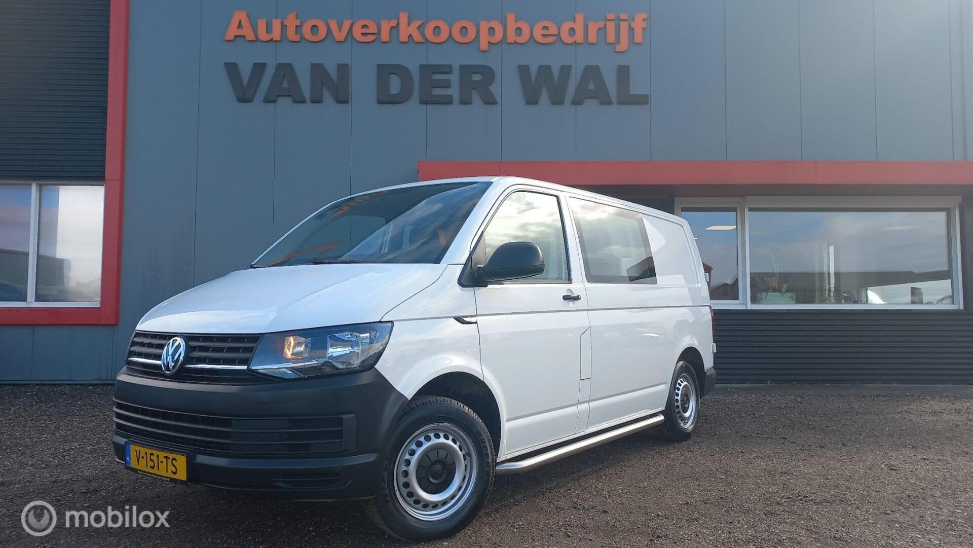 Volkswagen Transporter 2.0 TDI L1H1 DC, Voorwielaandrijving, Gebruikt, Euro 6, 4 cilinders