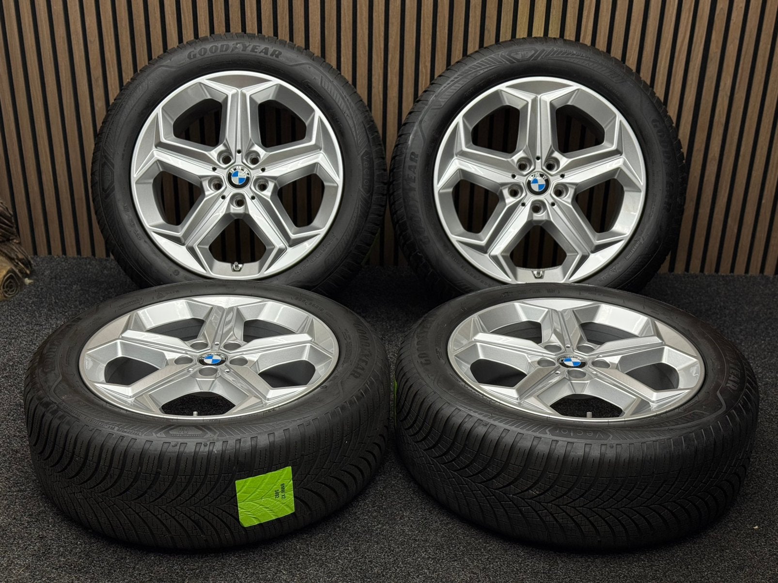 ALL SEASON! Originele 18 inch BMW X1 U11 X2 U10 865 5x112, Ophalen, 18 inch, ., Banden en Velgen