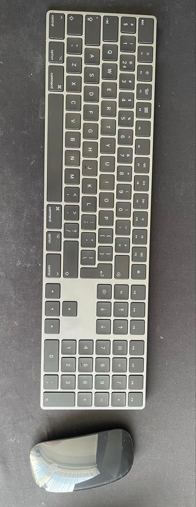 Apple Magic Keyboard (numeriek) & Magic Mouse 2 Space Grey, Computers en Software, Toetsenborden, Ophalen, Toetsenbord en muis-set