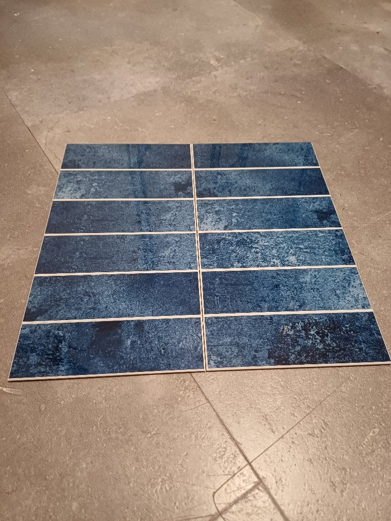 Plaktegels blauw - 29 tegels van 29,6x28,8cm, Overige materialen, Wandtegels, Nieuw, Ophalen of Verzenden