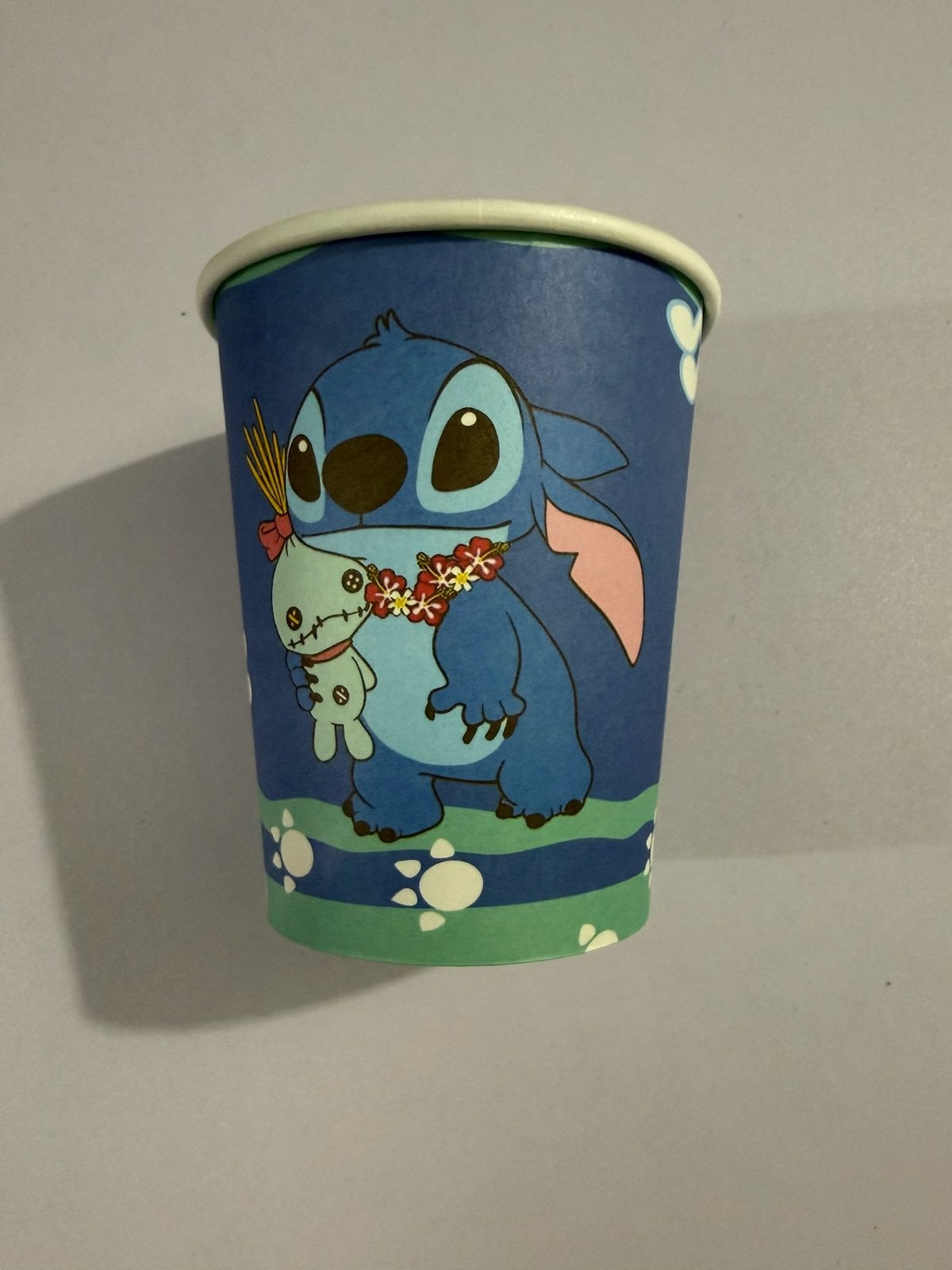 Stitch taartbordjes en bekers blauw/paars 10 stuks, Ophalen of Verzenden, Nieuw, Versiering, Verjaardag