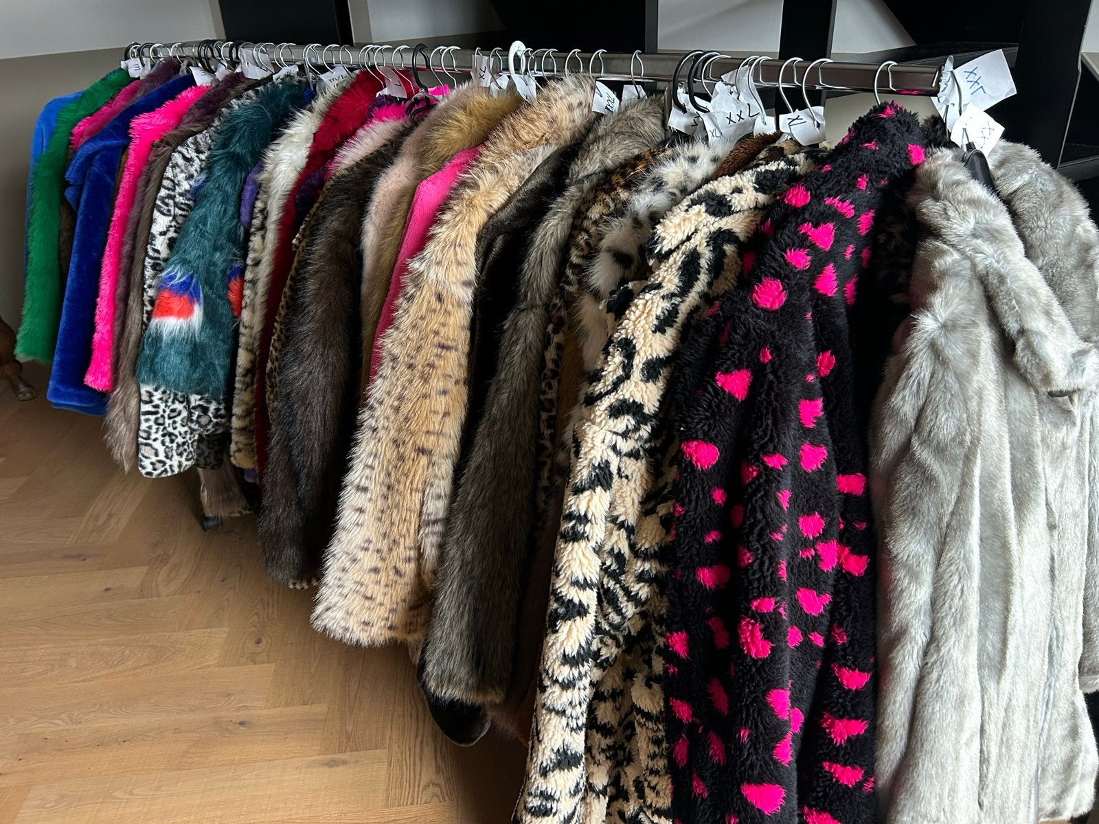 Diverse Bontjassen - Verschillende Maten en Kleuren, Carnaval, Maat 42/44 (L), Ophalen of Verzenden, Zo goed als nieuw