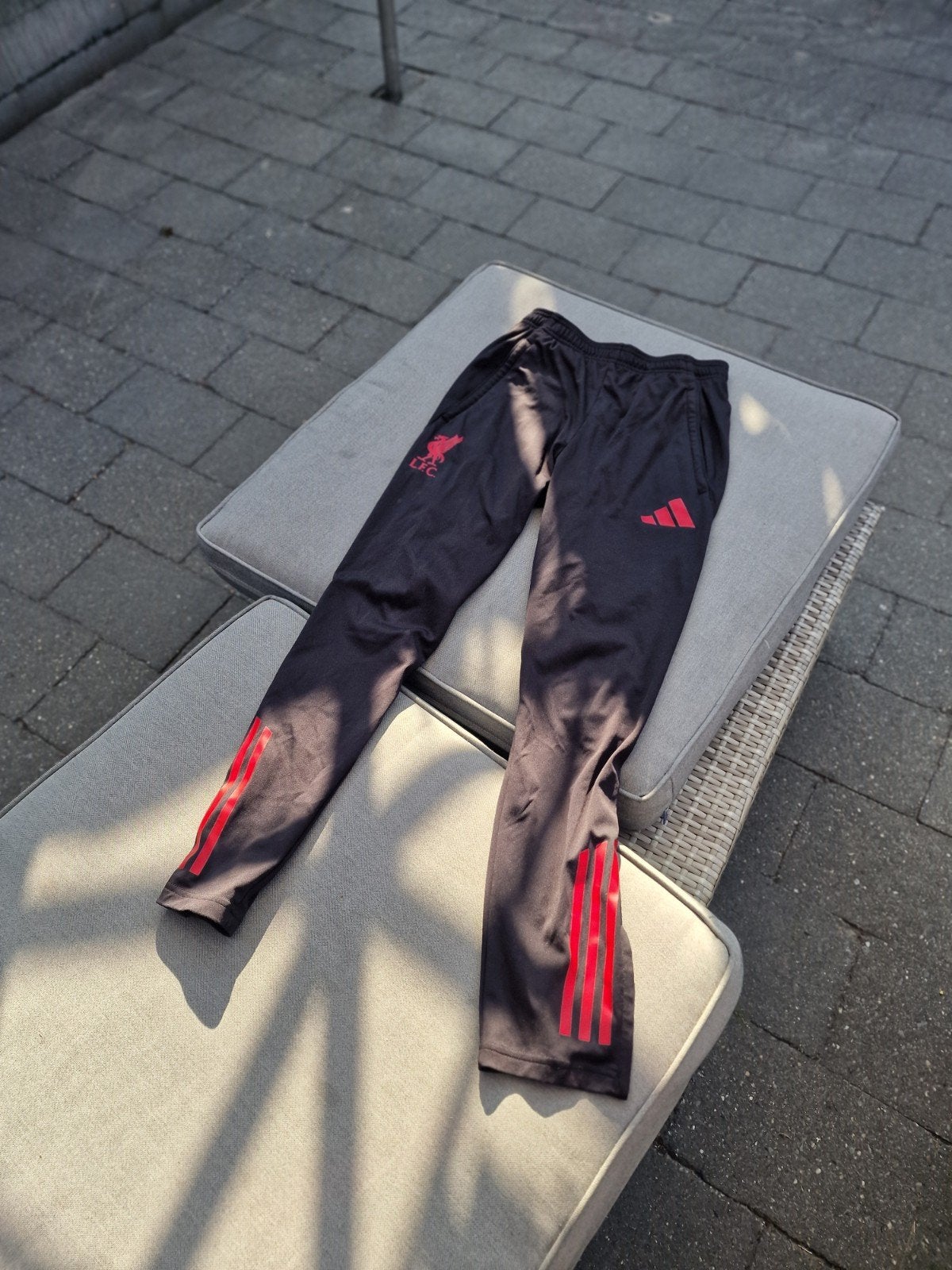 Adidas Liverpool FC trainingsbroek - Maat S, Zwart, Ophalen of Verzenden, Adidas, Voetbal