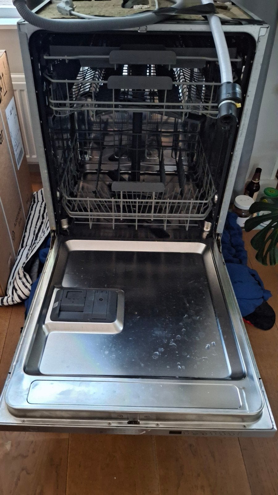 IKEA VÄLGJORD Vaatwasser - foutcode 40, Witgoed en Apparatuur, Vaatwasmachines, Niet werkend, Inbouw, Minder dan 85 cm, 60 cm of meer