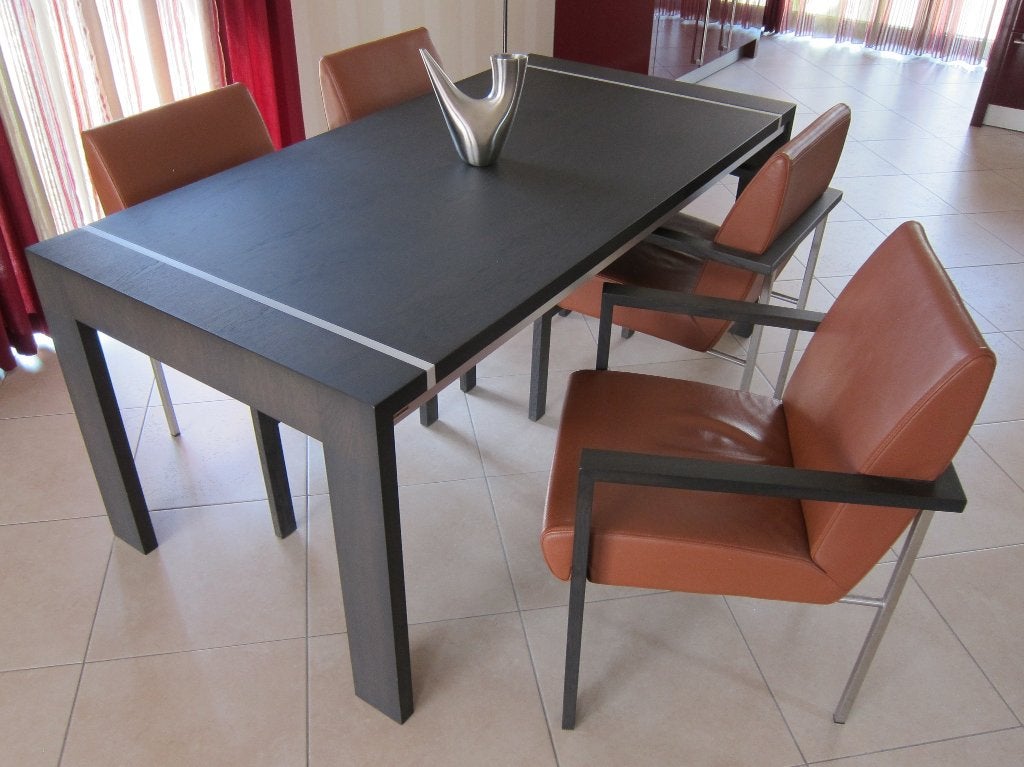 Delato eetkamertafel en 4 armstoelen TICO, eiken leer staal, Ophalen, Zo goed als nieuw, 4 tot 6 stoelen