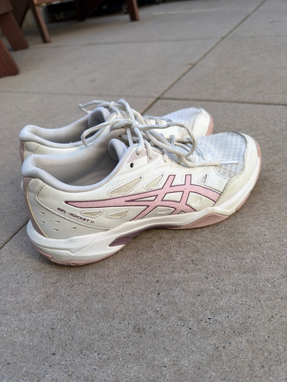 ASICS GEL-ROCKET 11 Sportschoenen - Maat 39, Ophalen of Verzenden, Zo goed als nieuw, Wit, Sportschoenen
