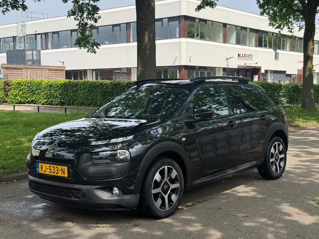 Citroën C4 Cactus 1.2 VTI 2016 Zwart | PDC | Camera | Navi, Voorwielaandrijving, Stof, 1199 cc, Zwart