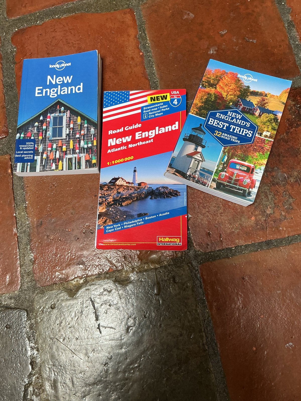 Lonely Planet Reisgidsen & Hallwag Kaart New England, Boeken, Reisgidsen, Ophalen, Lonely Planet, Zo goed als nieuw, Reisgids of -boek